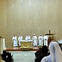 La Celebrazione Eucaristica è stata ufficiata dal Vescovo di Macerata, con i vescovi di Ascoli e S. Benedetto, ed i sacerdoti partecipanti al pellegrinaggio