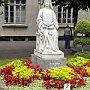 Statua di S. Teresa del Bambin Gesù, sempre sull'Esplanade