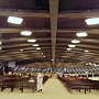 L'interno della Basilica, enorme, che può contenere fino a 10.000 fedeli