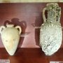 Due tipi di anfore in mostra nella Sala delle Oliere